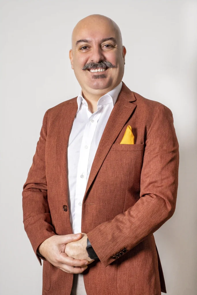 gokhanozerdem1 Op Dr Gökhan Özerdem Antalya Estetik Cerrah