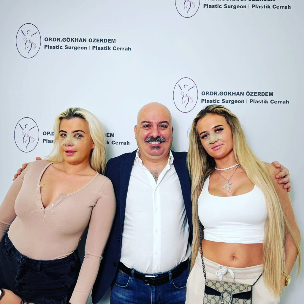 Mutlu yabancı hastalarımız 1